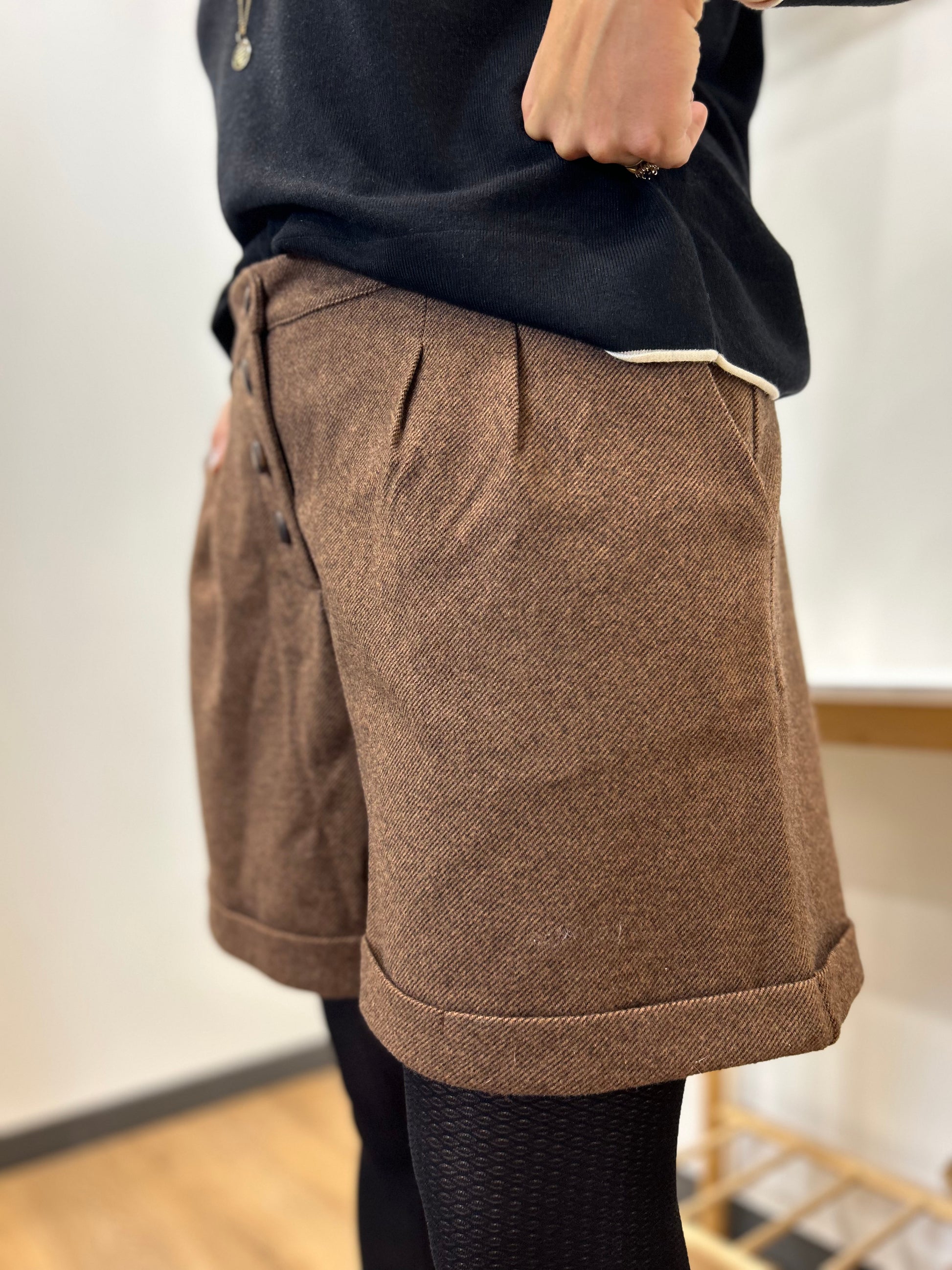 Short HÉLOÏSE