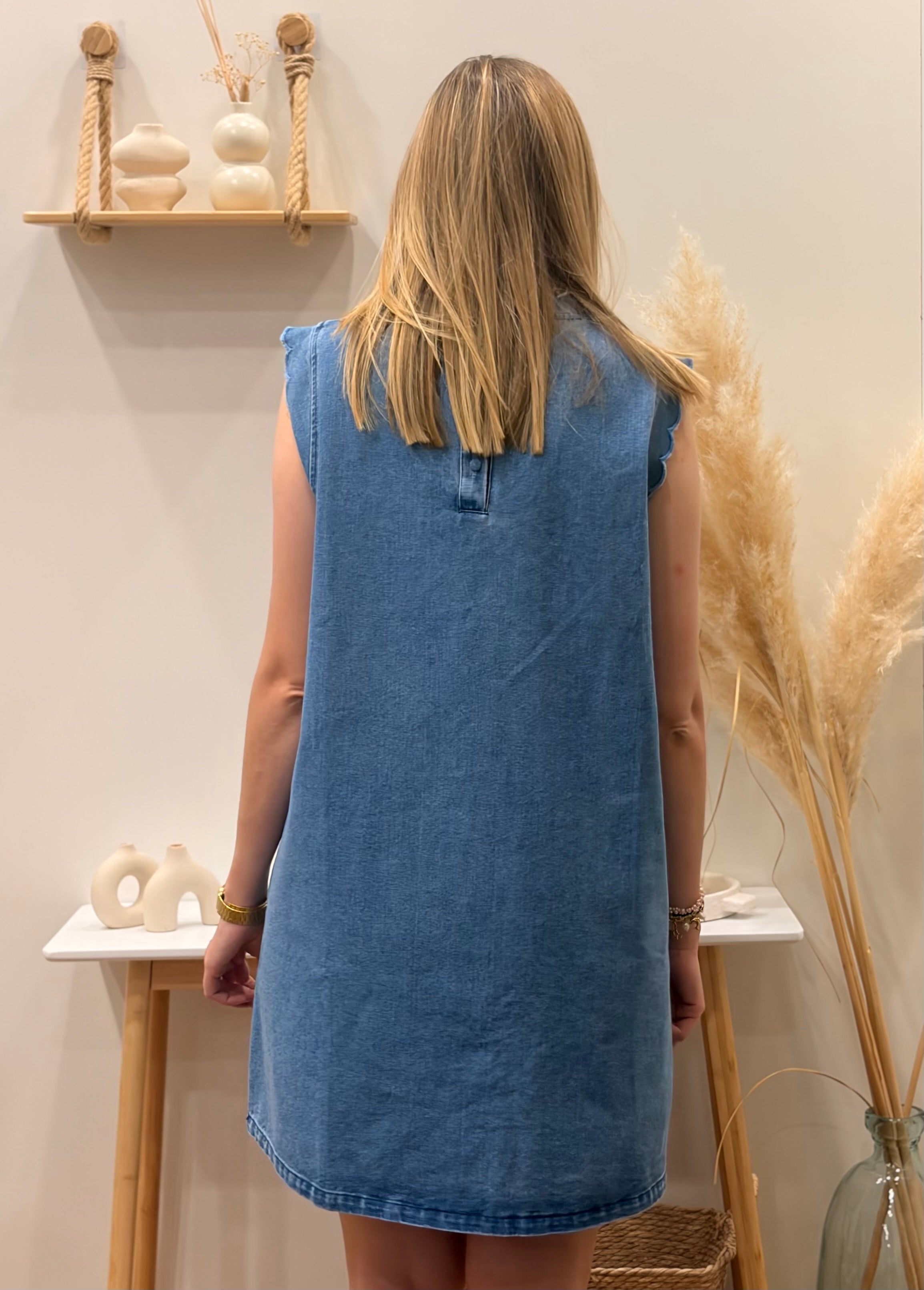 Robe DOUCHY