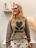 Sweat DAMOUR